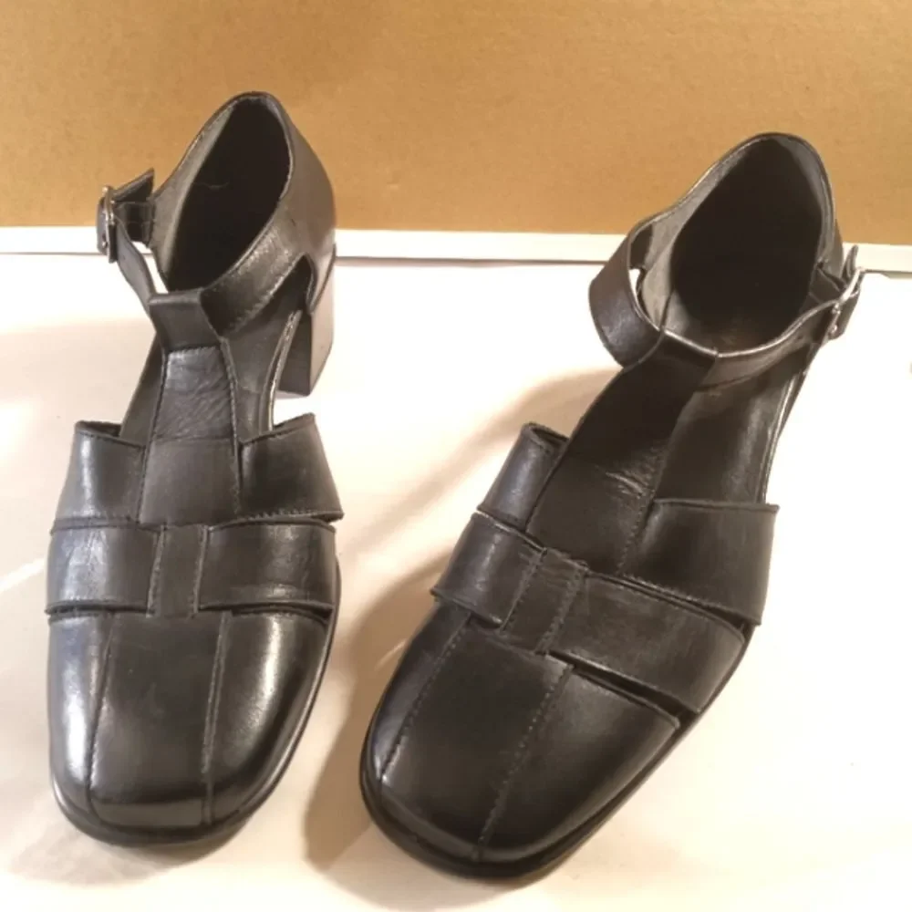 Easy Spirit Black Leather Chunky Heel Maryjane Shoe 7